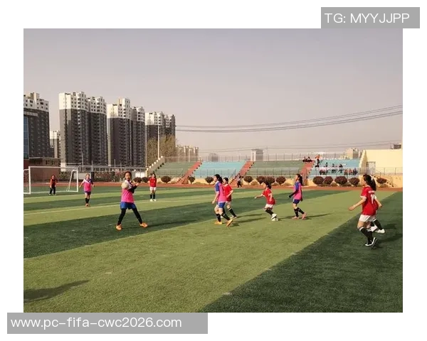 美国足球热潮来袭欢迎各界人士共同参与这项激情运动